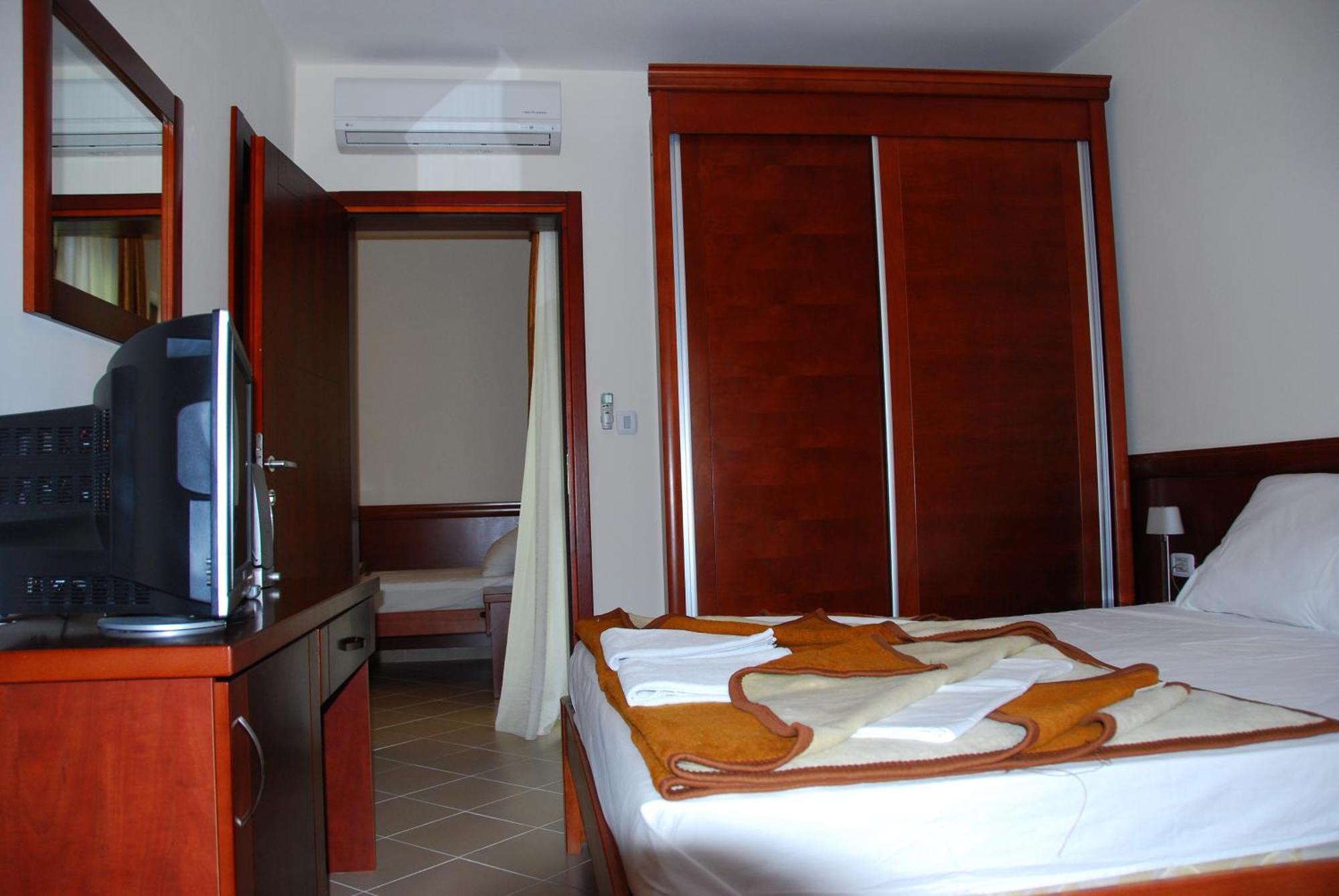 Apartments Krapina Будва Экстерьер фото